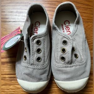Cienta Kids Shoes 23 or 7/7.5 NWT